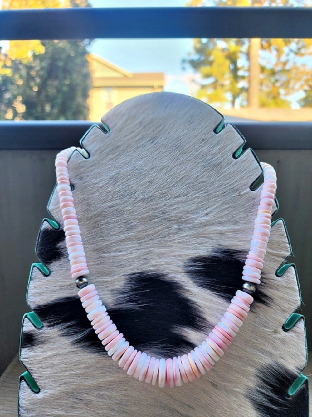 Native Made Pink Conch Necklace